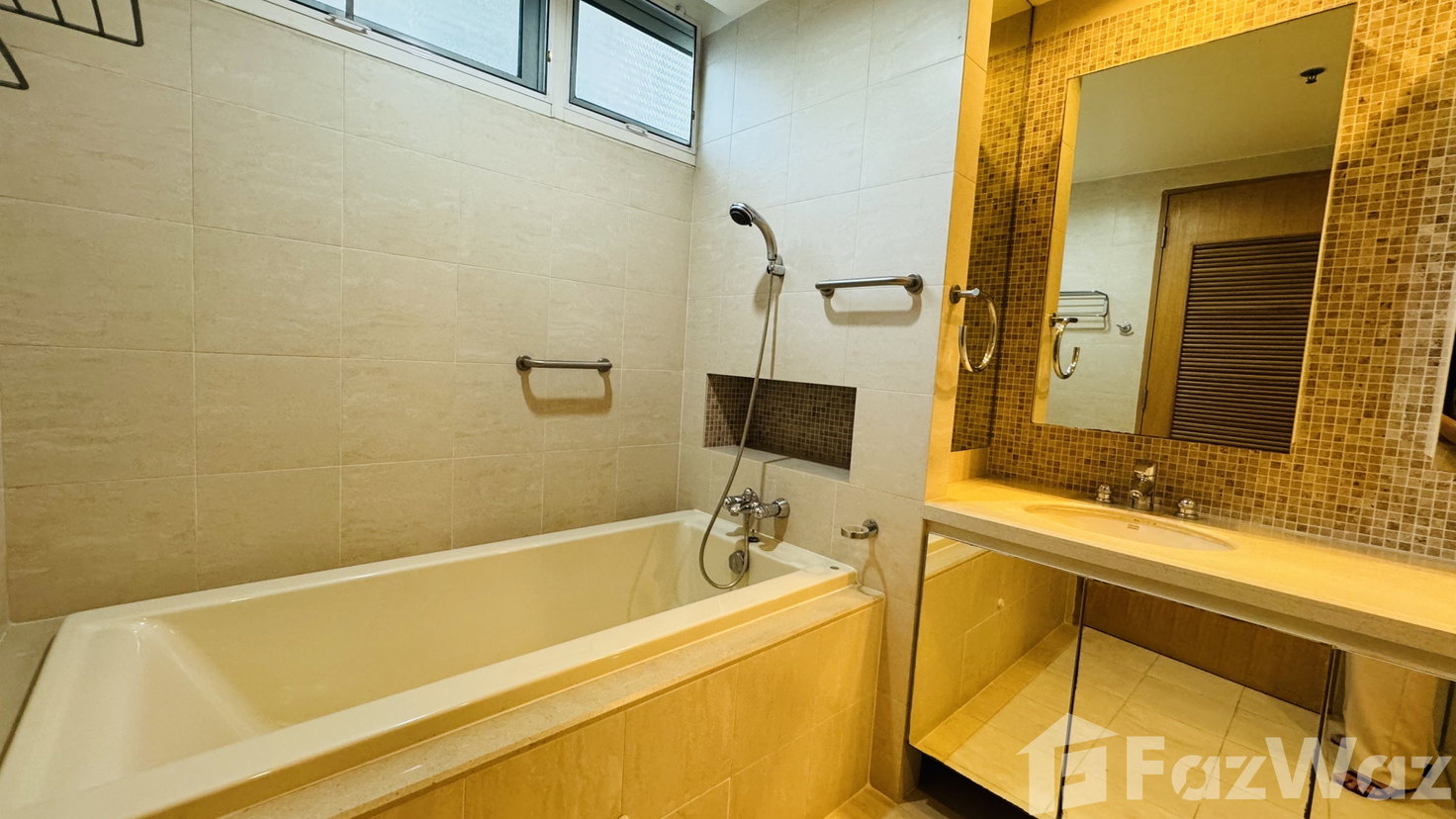 picture 3 Bedrooms for Rent at The Royal Saladaeng 1935732 - 14/27