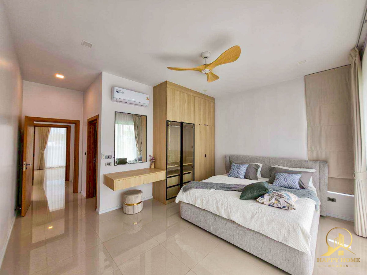 picture Luxury Pool Villa for Sale in Black Mountain, Hua Hin - 17/49
