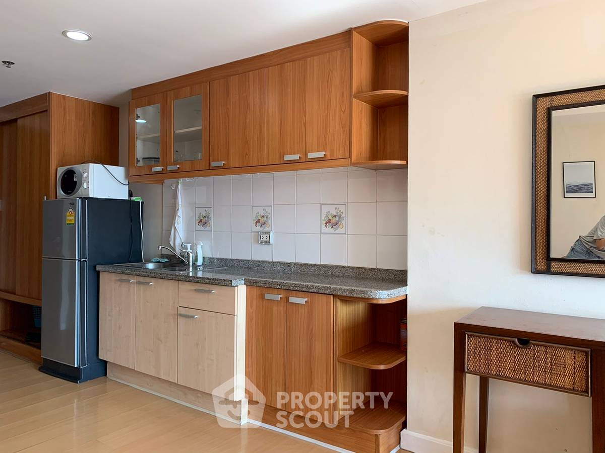 picture 200m To BTS Nana | 1-BR The Trendy Condominium (ID 592704) - 5/6