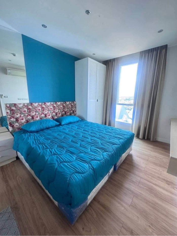 picture Condo for sale in Pattaya - Phra Tamnak Hill, pool view - 5/10