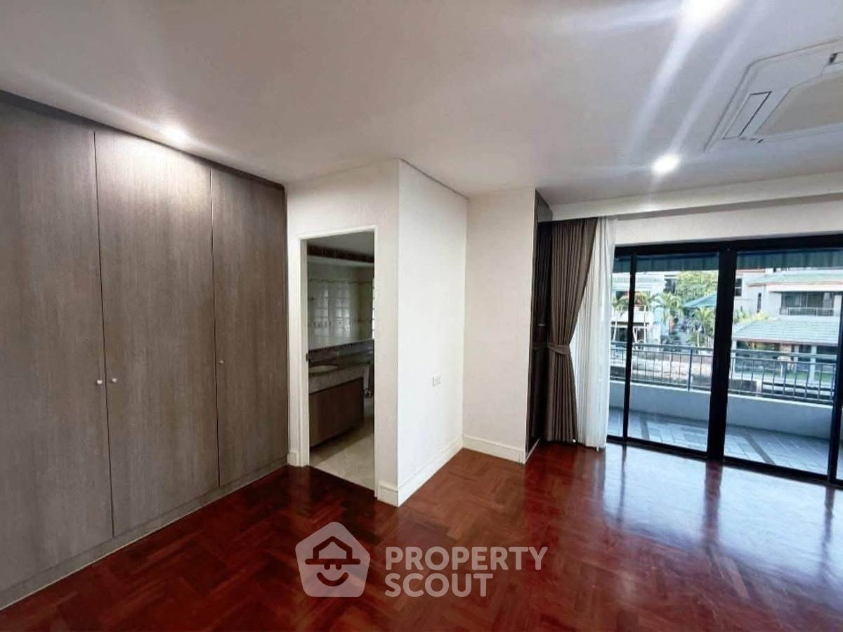 รูป คอนโด 5-ห้องนอน ที่ จอมเทียน ยอร์ช คลับ วัน ใกล้ เมืองพัทยา (ID 3463182) - รูปที่ 24/29