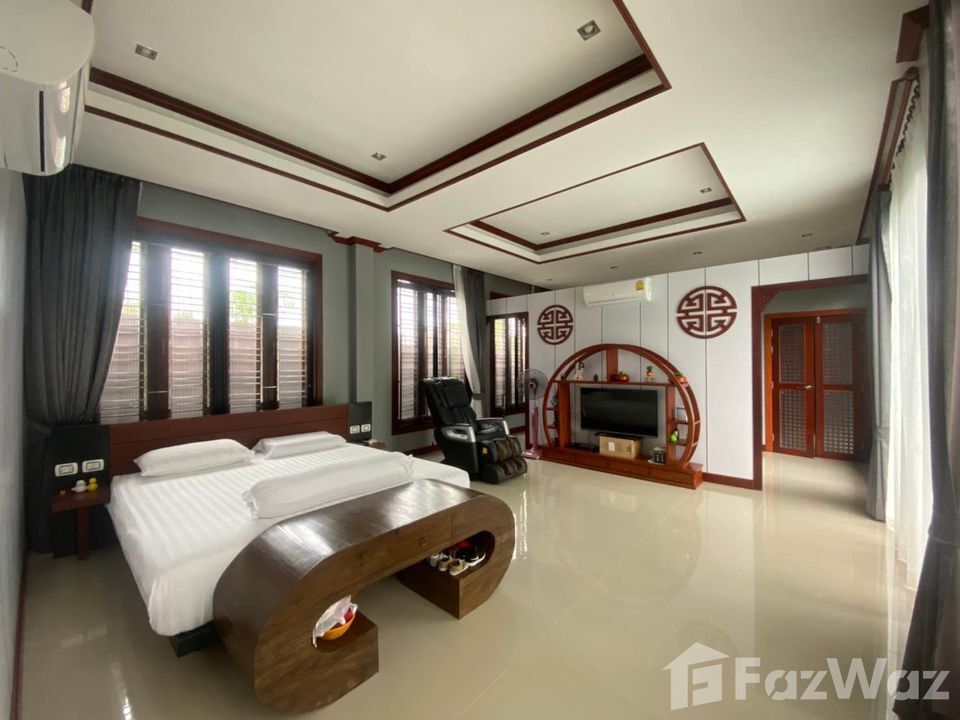 picture 3 Bedroom House for sale in Talat Nuea, Phuket 1969499 - 2/10