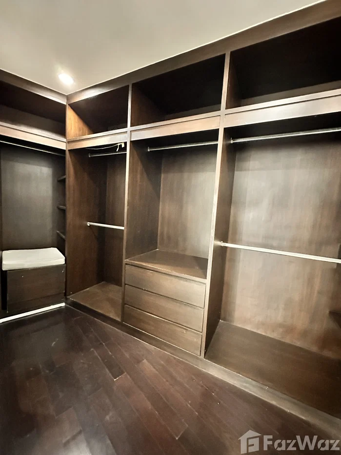 picture Luxurious Bangkok Living: Watermark Chaophraya Condo 1144834 - 23/30