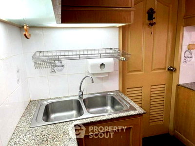 ขายคอนโด : ขายคอนโด 1 ห้องนอน Master View Executive Place Condominium ใกล้ BTS กรุงธนบุรี (ID 3463850)