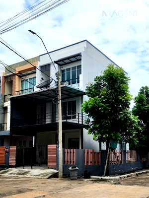 Townhouses for rent Siam University : 📌 For Rent 3-story Townhouse THE PLANT CITI SATHORN 3 bedroom 3 bathroom