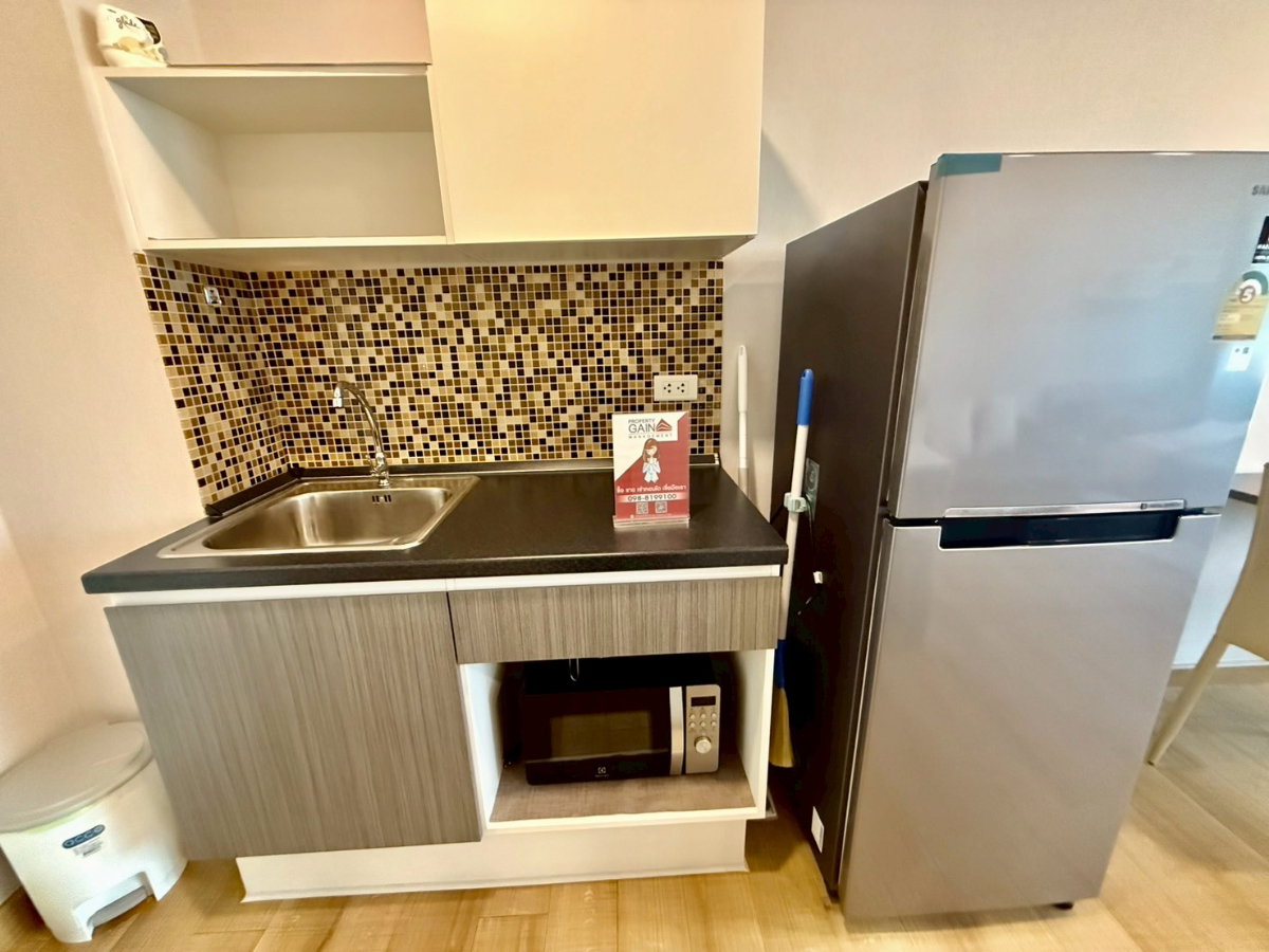 picture 7,500/month ðĨ ðĐ Beautiful unit at a great priceâincludes a washing machine! Studio, Madrid Building, 5th floor. Available for viewing now! ðĄ - 9/22