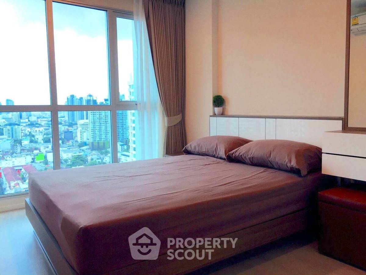 picture 1-BR Condo at Rhythm Sathorn-Narathiwas near BTS Chong Nonsi (ID 2286329) - 4/9