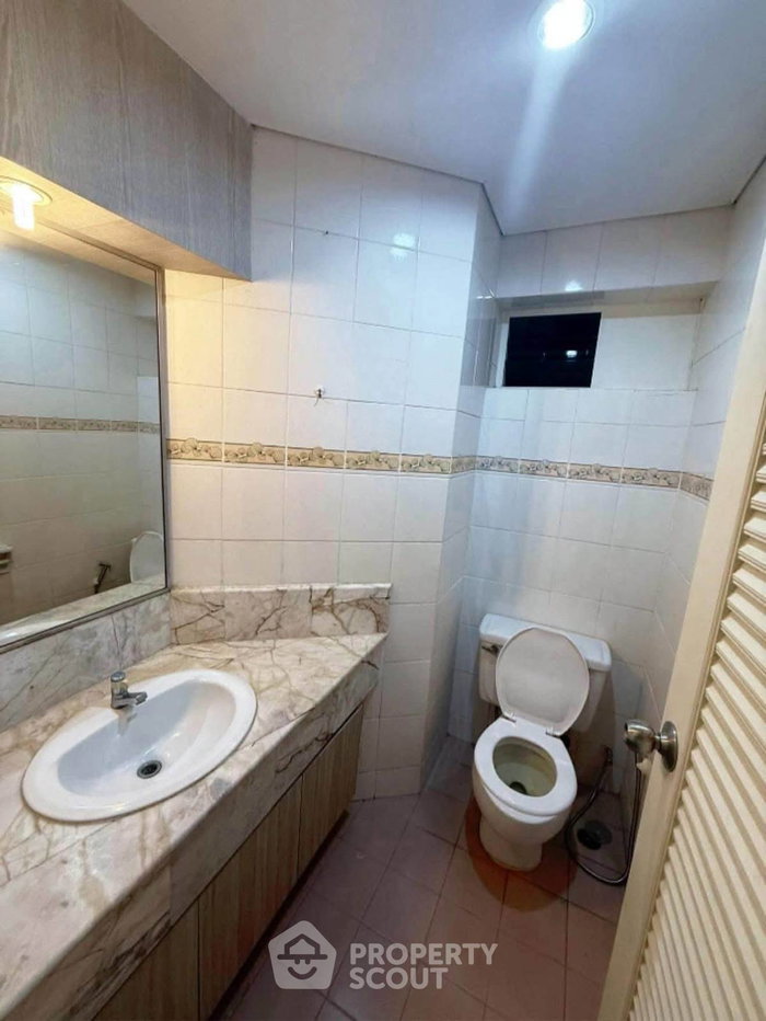 รูป คอนโด 5-ห้องนอน ที่ จอมเทียน ยอร์ช คลับ วัน ใกล้ เมืองพัทยา (ID 3463182) - รูปที่ 26/29