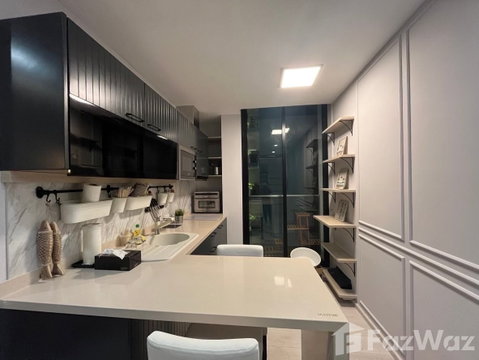1 Bedroom Condo for rent at Noble Ploenchit 1906972