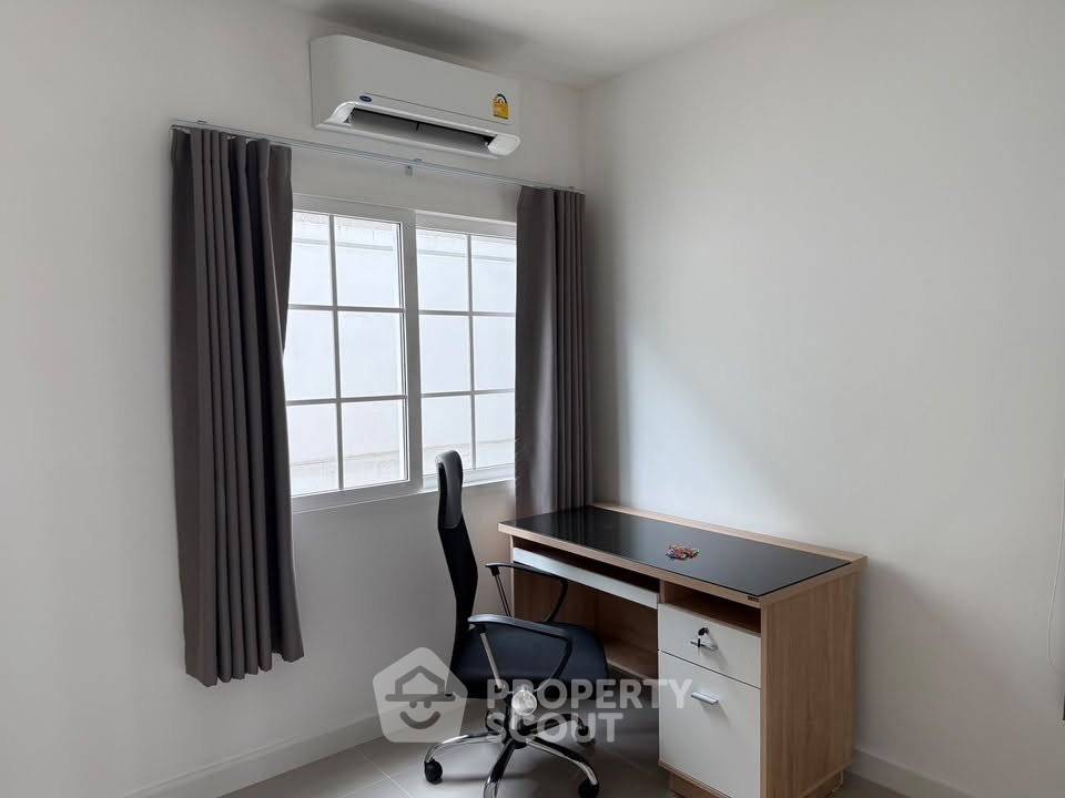 รูป บ้าน 4 ห้องนอน ที่ Grandio Bangna Km.5 ย่านบางแก้ว (ID 3465168) - รูปที่ 9/9