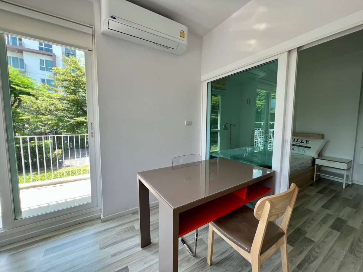 picture 🍃 Condo for RENT! at North 8 Condominium in Serene Lake ** Corner Unit ** - Private, Great Location and Good Security - 2/20