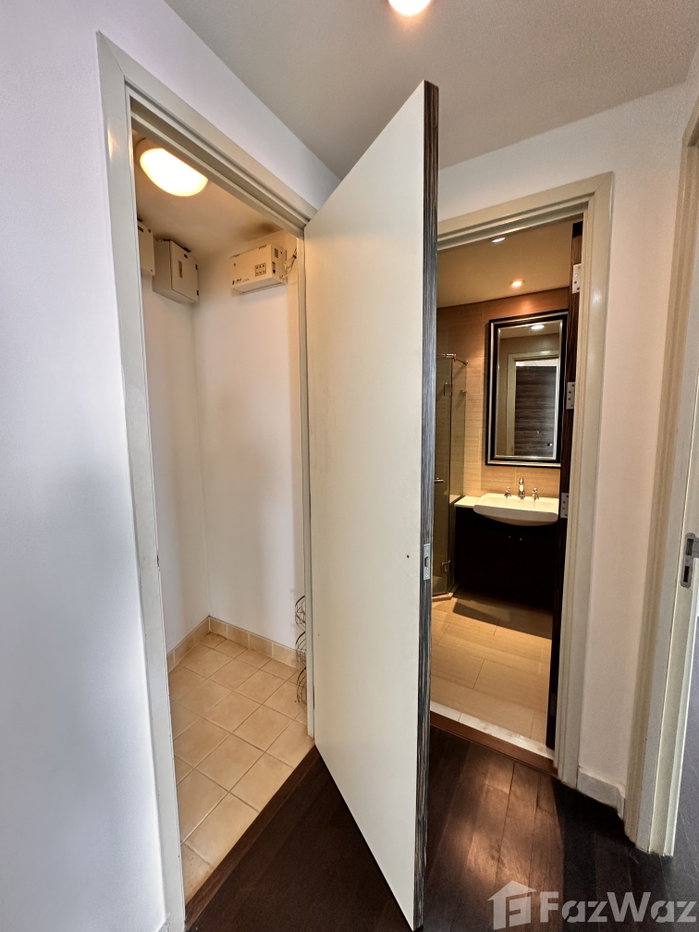 picture Luxurious Bangkok Living: Watermark Chaophraya Condo 1144834 - 27/30