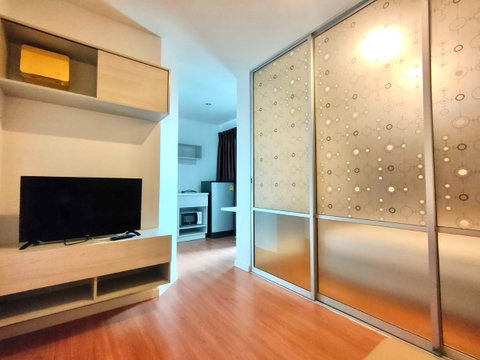 Room for sale v condo Ladkrabang