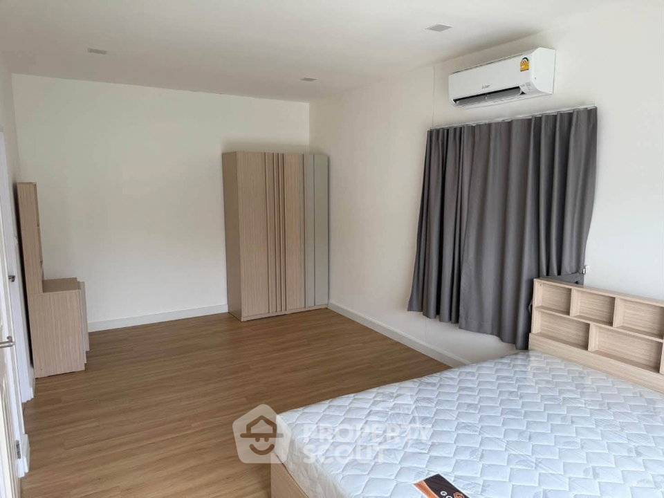 รูป บ้าน 4 ห้องนอน ที่ Grandio Bangna Km.5 ย่านบางแก้ว (ID 3465168) - รูปที่ 8/9