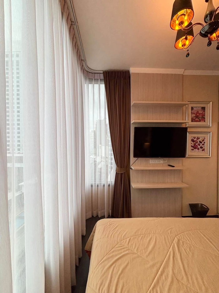 รูป ให้เช่า: Edge Sukhumvit 23 — พร้อมเข้าอยู่ทันที! ห้องมุม 1 ห้องนอน สภาพสวยน่าอยู่ พร้อมอ่างอาบน้ำ และวิวเมืองเปิดโล่ง - รูปที่ 10/28