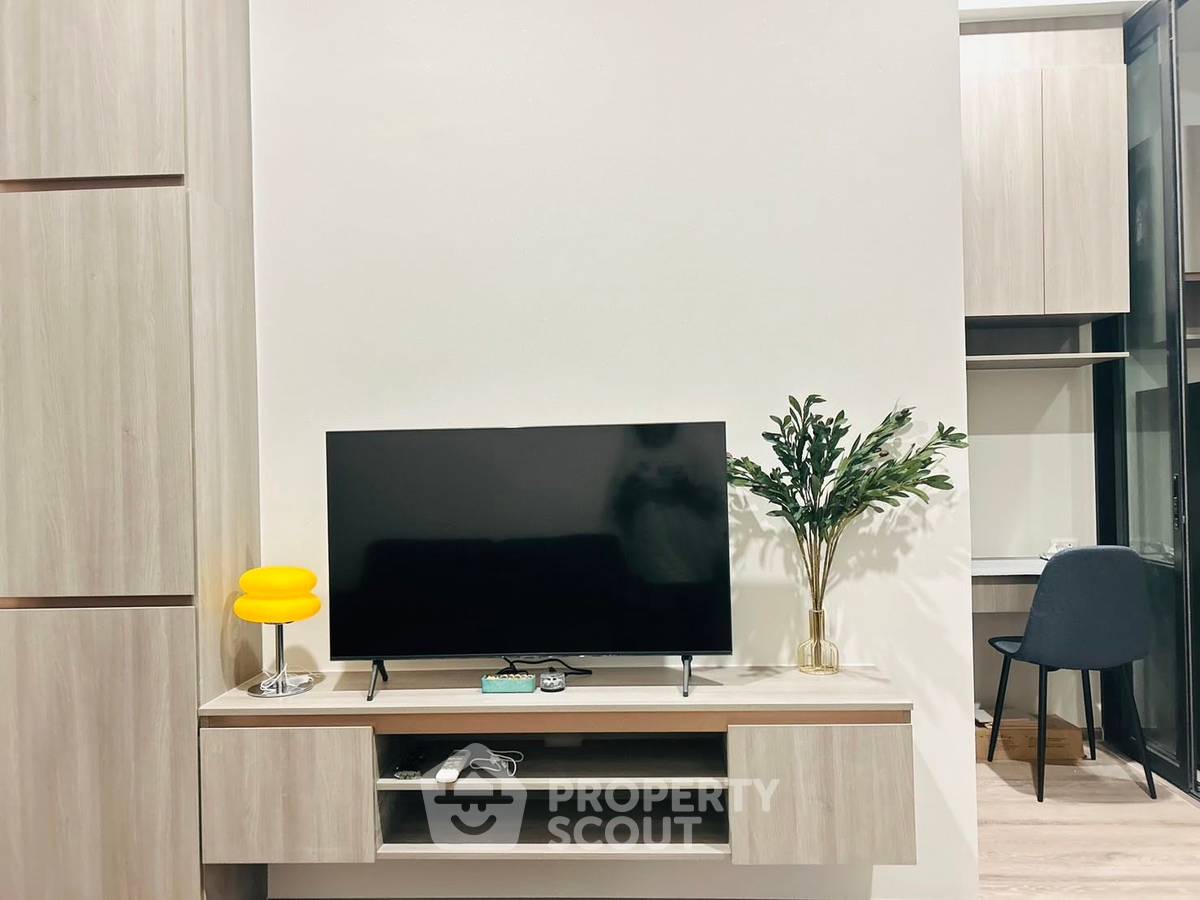 picture 17th-Floor 1-BR Knightsbridge Prime Onnut By BTS On Nut (ID 3463683) - 3/4