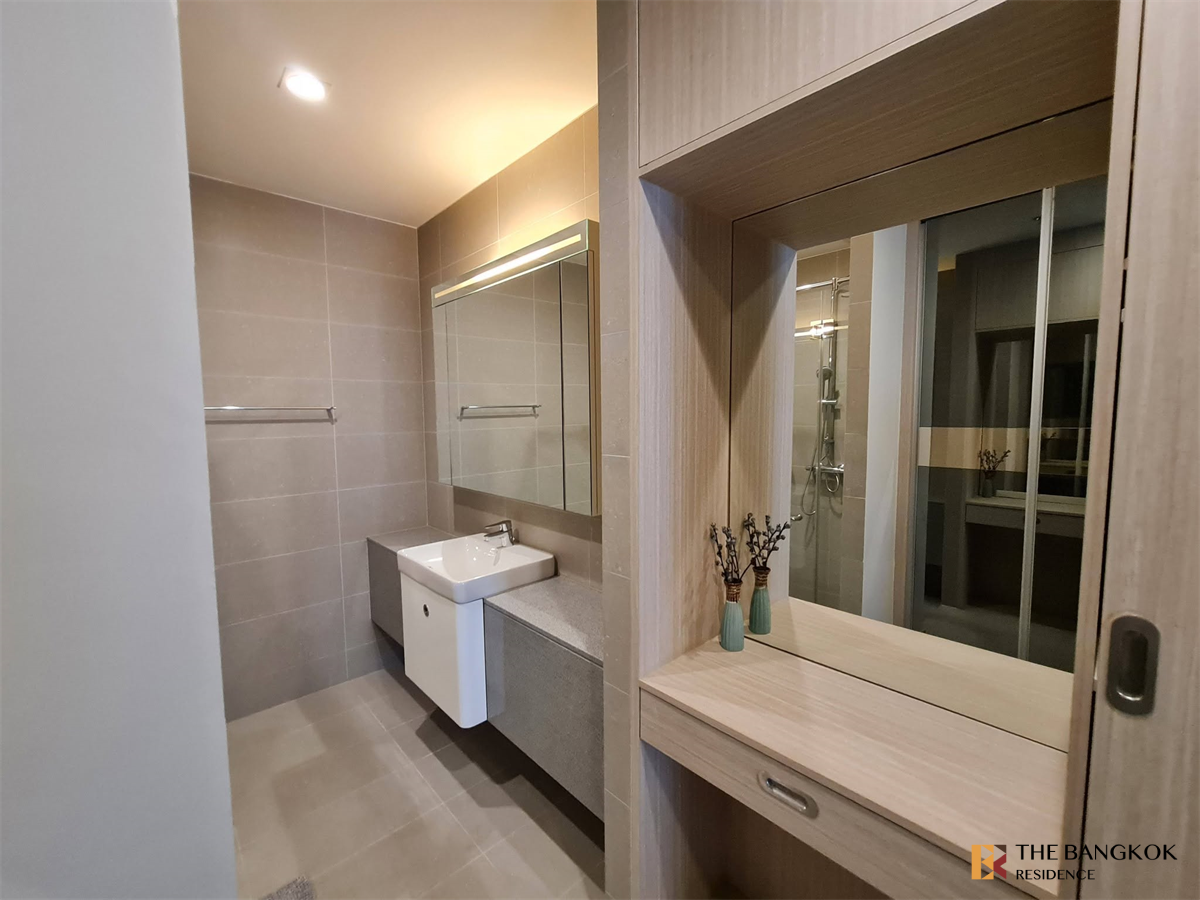 picture Special unit at an attractive price Noble Ploenchit near BTS Phloen Chit - 1/9