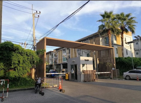 ขายโฮมออฟฟิศ พร้อมเฟอร์นิเจอร์ 3 ชั้น 3 ห้องนอน 3 ห้องน้ำ