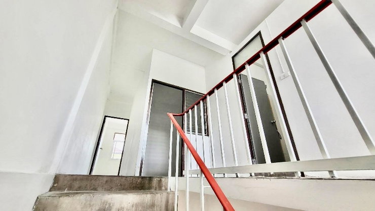 picture Newly renovated house for rent in Phanat Nikhom - 7/14