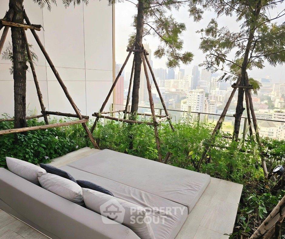 picture 1-BR At Noble Around Sukhumvit 33 Near BTS Phrom Phong (ID 1857022) - 15/15