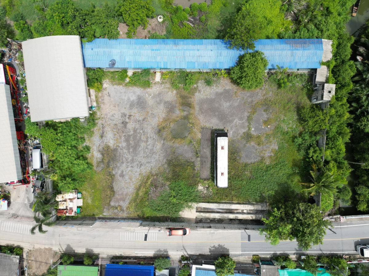 รูป ขายที่ดิน พร้อมสิ่งปลูกสร้าง 627 ตรว. ผังสีม่วง ใกล้วัดคู่สร้าง ใกล้ อบต.คลองปลากด อ.พระสมุทรเจดีย์ จ.สมุทรปราการ ราคาดีมาก ขายถูกมาก - รูปที่ 10/38