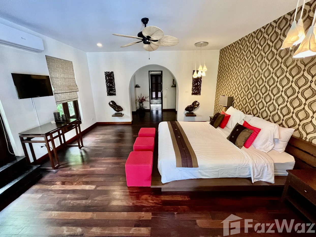 picture Beautiful Traditional Bali-Style Villa at Hunsa 6906250 - 22/51