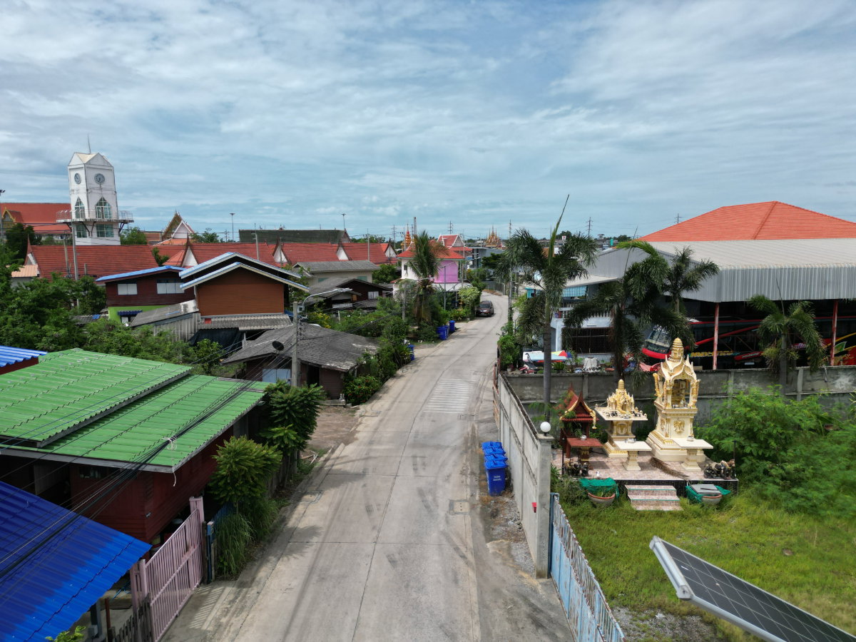 รูป ขายที่ดิน พร้อมสิ่งปลูกสร้าง 627 ตรว. ผังสีม่วง ใกล้วัดคู่สร้าง ใกล้ อบต.คลองปลากด อ.พระสมุทรเจดีย์ จ.สมุทรปราการ ราคาดีมาก ขายถูกมาก - รูปที่ 26/38
