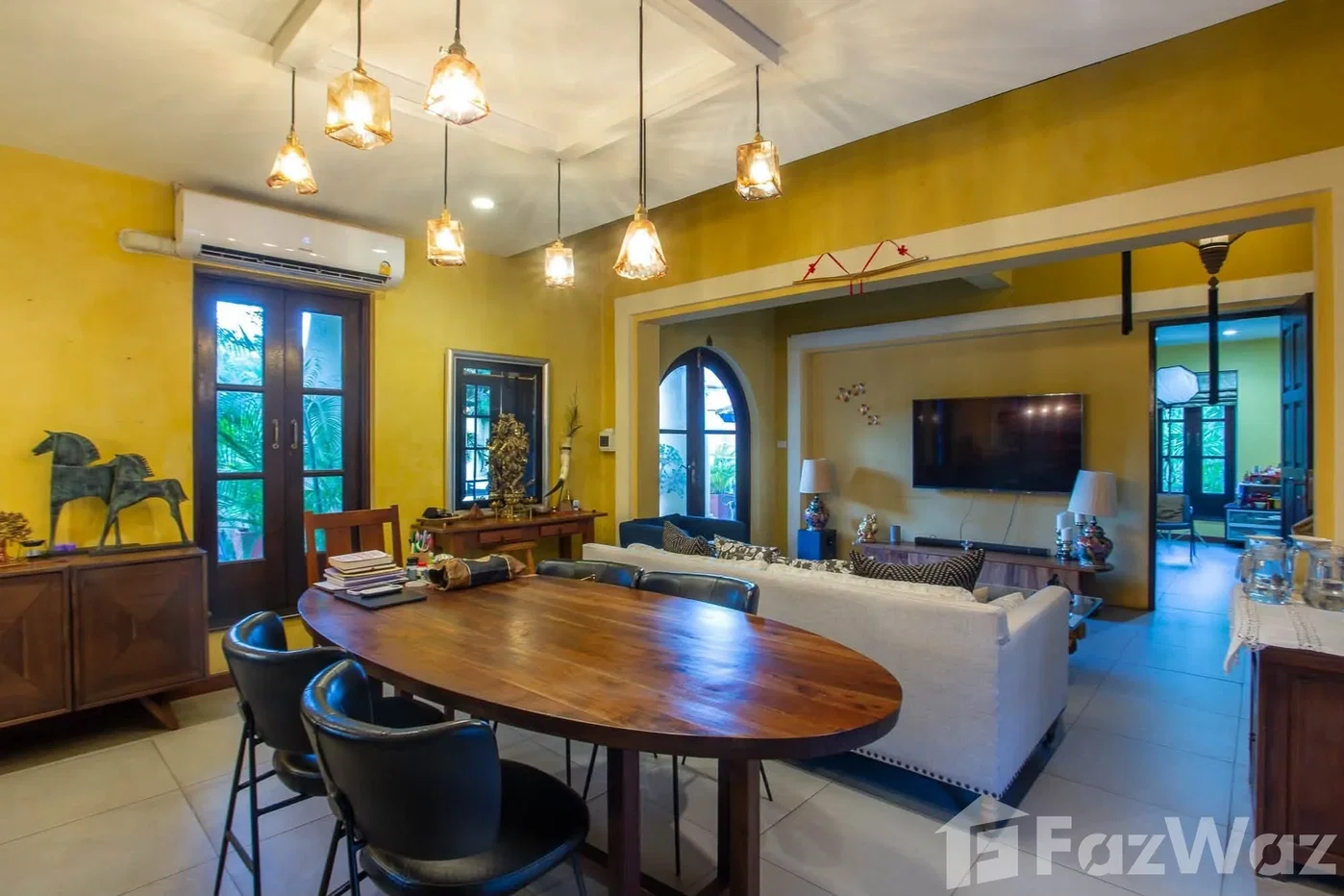 picture Beautiful Traditional Bali-Style Villa at Hunsa 6906250 - 40/51