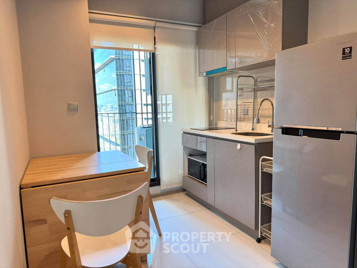 รูป คอนโด 1-ห้องนอน ที่ ไลฟ์ อโศก - พระราม 9 ใกล้ MRT พระราม 9 (ID 3465159) - รูปที่ 3/11