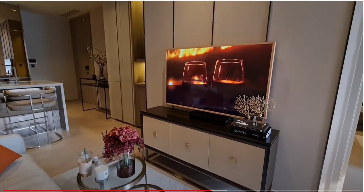 รูป The Reserve Sathorn【𝐑𝐄𝐍𝐓】🔥ห้องหรูระดับลักชูรี อ่างอาบน้ำหินอ่อน โซฟานุ่ม ครัวไอส์แลนด์🔥 ติดต่อไลน์ไอดี: @hacondo - รูปที่ 1/7