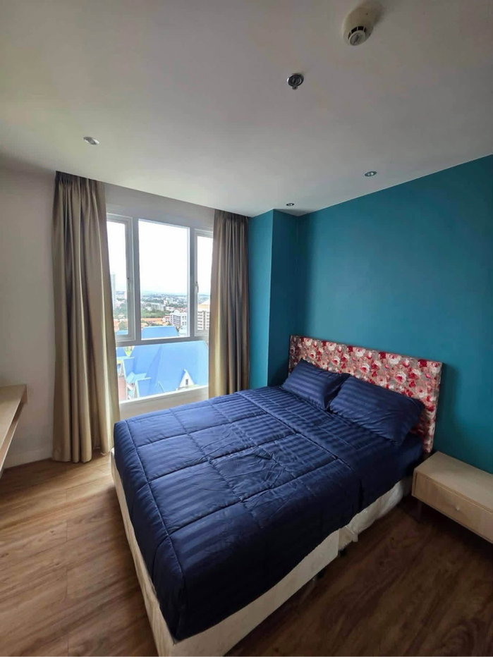 picture Condo for sale in Pattaya - Phra Tamnak Hill, pool view - 8/10