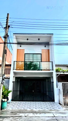 ทาวน์โฮม นนทบุรี : 📌 ขายทาวน์เฮาส์ โครงการ ชุมชนประชานิเวศน์ 3 2 ชั้น 3 ห้องนอน 2 ห้องน้ำ