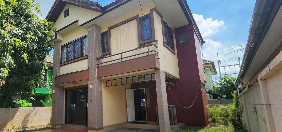 รูป ให้เช่าบ้านเดียว2ชั้น 60 ตร.วา หมู่บ้านสัมมากรคลอง7 แอร์2 3ห้องนอน 2ห้องน้ำ เข้าซอยประมาณ700เมตร .ตรงข้ามโลตัสคลอง7 - รูปที่ 2/15