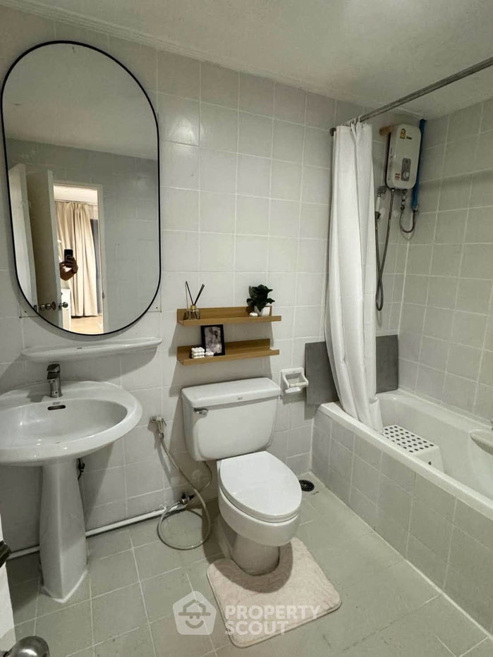 picture 2-BR Condo at Waterford Park Rama 4 near BTS Phra Khanong (ID 3465514) - 10/12