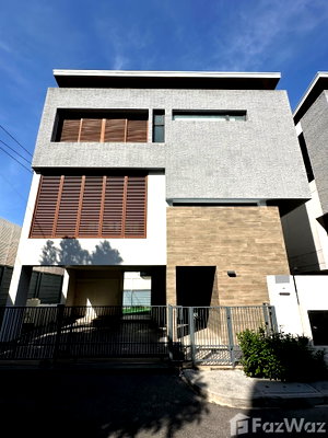 Houses for rent Bangkok : 4 Bedrooms House for Rent at Parc Priva 1999245