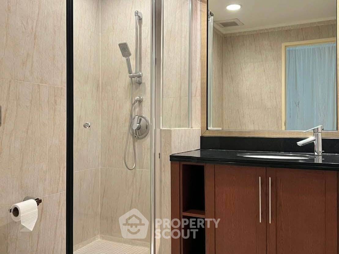 picture 2-BR Condo at Baan Siri Ruedee Condominium near BTS Phloen Chit (ID 3460059) - 13/15
