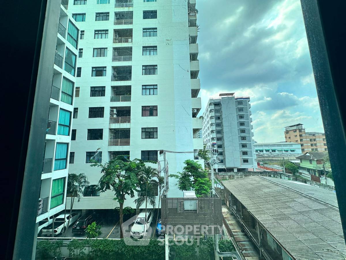 picture Great Value 1-BR At Serio Sukhumvit 50 Near BTS On Nut (ID 3463714) - 7/11