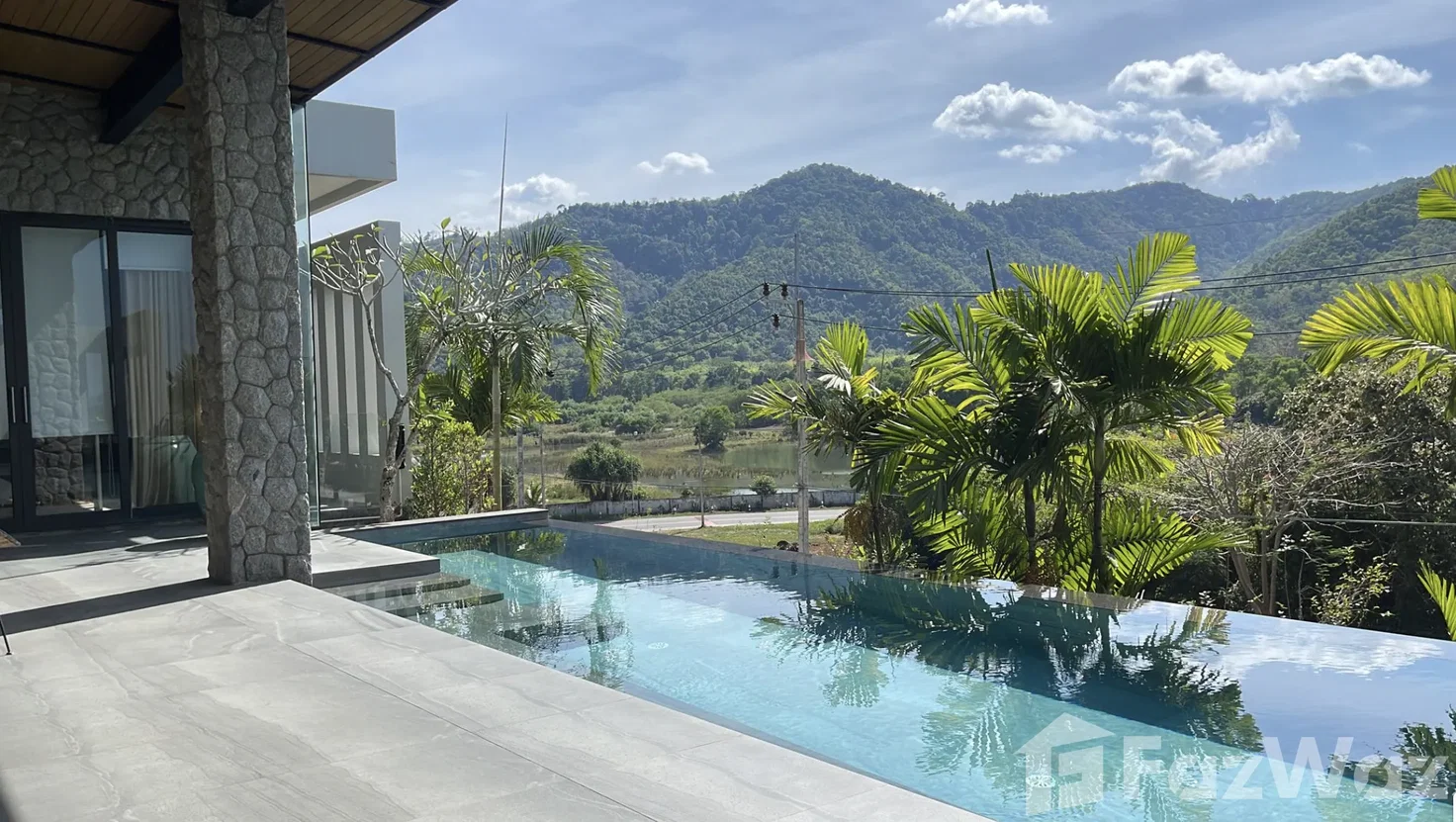 picture Special Villa for sale 2000177 - 10/24