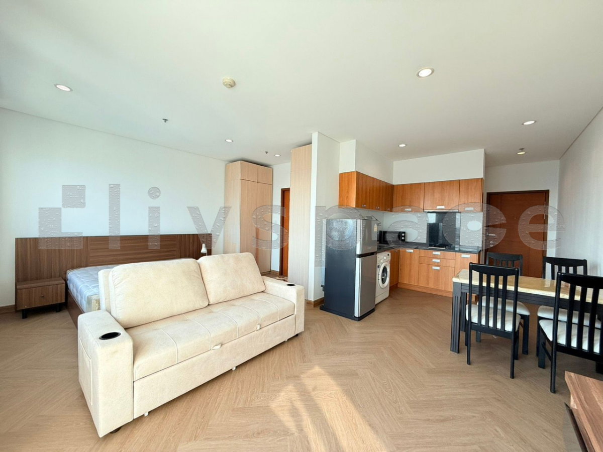 รูป ▚ L0JC40ツ ให้เช่า Villa Sathorn Studio 42ตร.ม. 16k เปลี่ยนเฟอร์+แอร์ใหม่ ไม่รวมที่จอด ติด BTS กรุงธนบุรี 0M✨ - รูปที่ 2/11