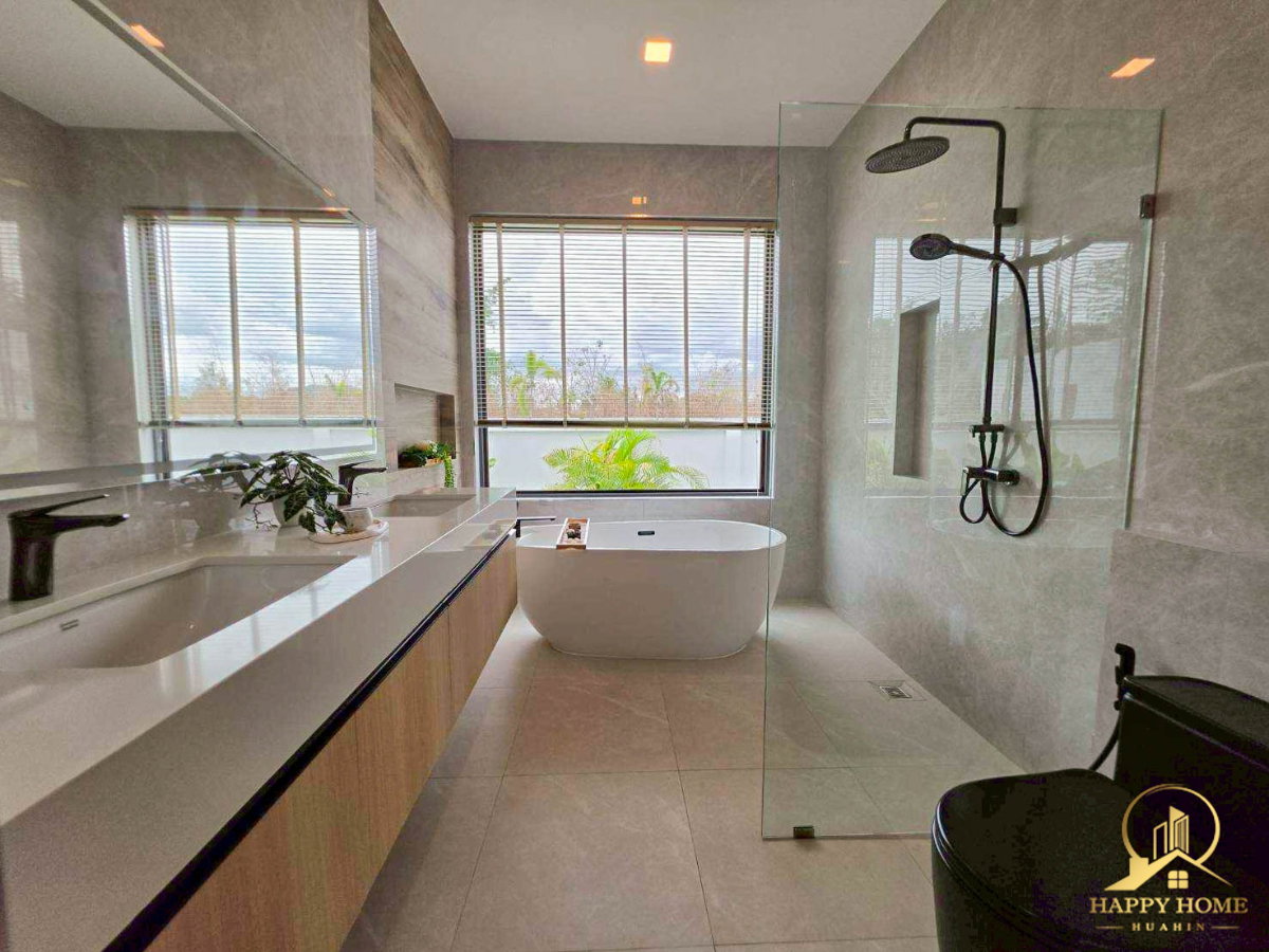 picture Luxury Pool Villa for Sale in Black Mountain, Hua Hin - 32/49