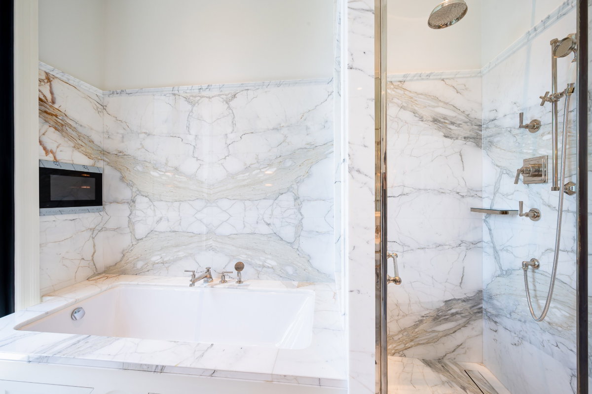 รูป LTH16310 – Luxury Condo For Rent | 98 Wireless | Near BTS Phloen Chit | 132.57 Sq.m. | 2 Beds | 3 Baths | 320K/Month - รูปที่ 5/6