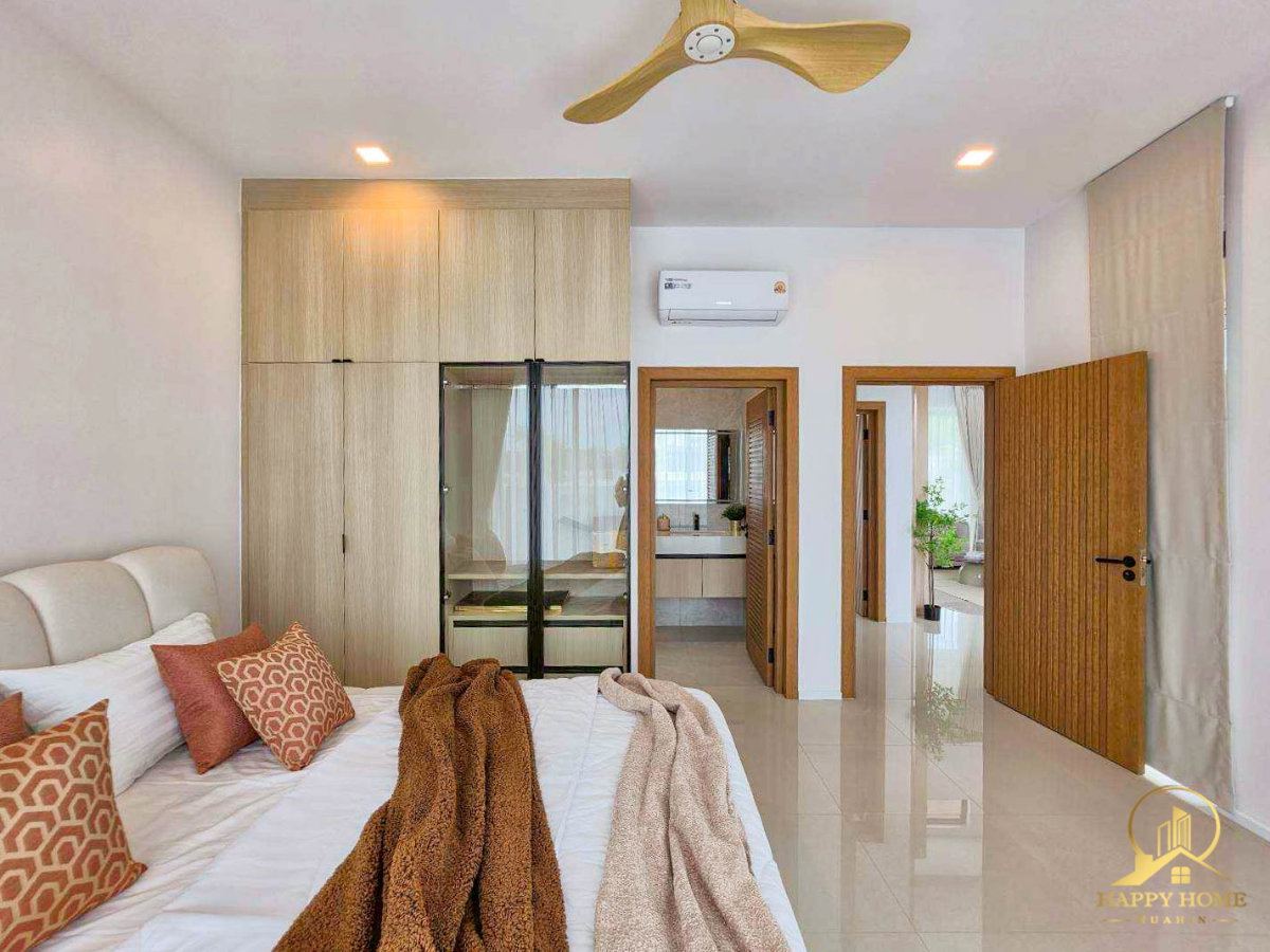 picture Luxury Pool Villa for Sale in Black Mountain, Hua Hin - 13/49