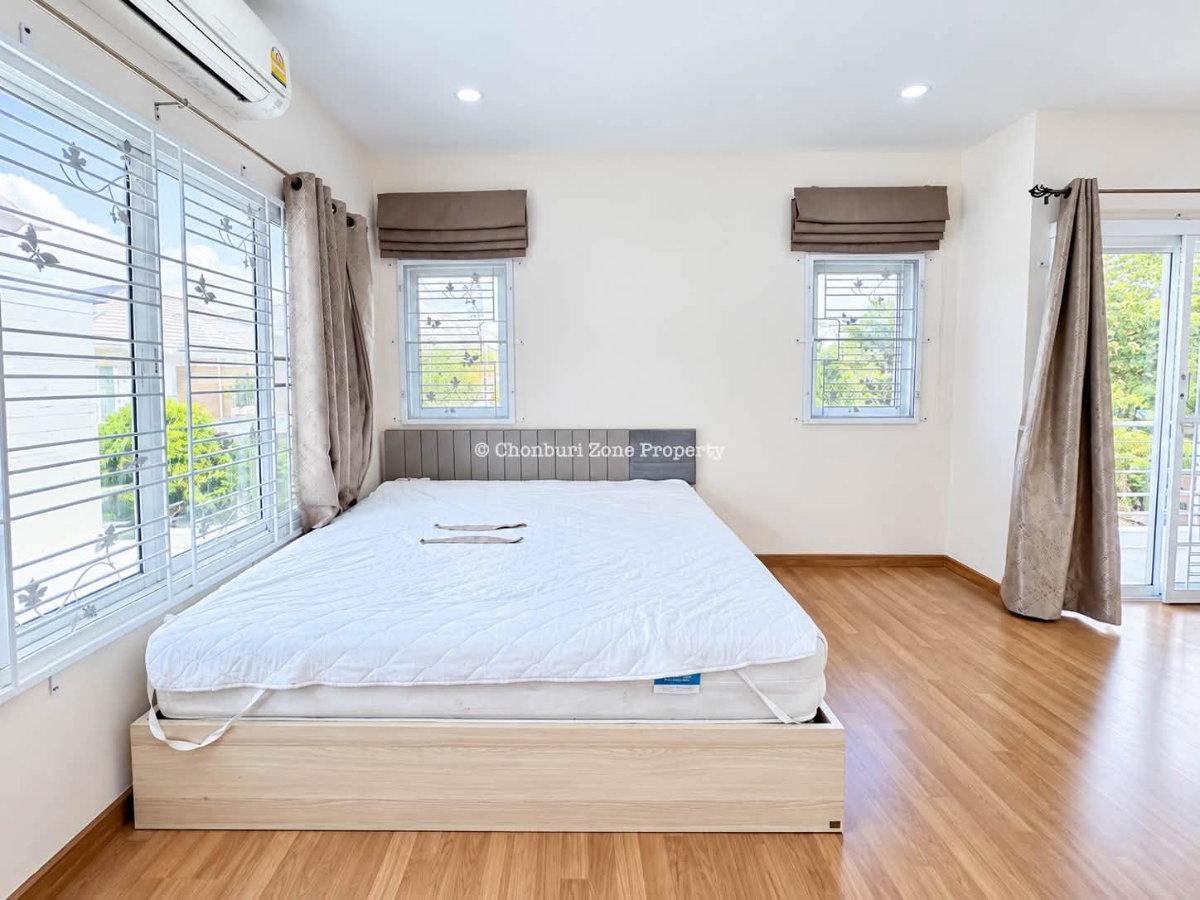 รูป ขายบ้านเดี่ยวหลังมุม 4 ห้องนอน ม.เซ็นทรัลรีเจ้นท์ ศรีราชา - รูปที่ 21/26