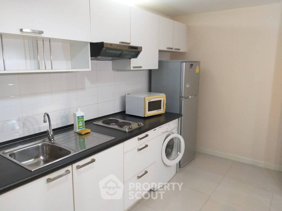 picture 300m To BTS Saint Louis | 2-BR Pabhada Silom Condominium (ID 882394) - 8/10
