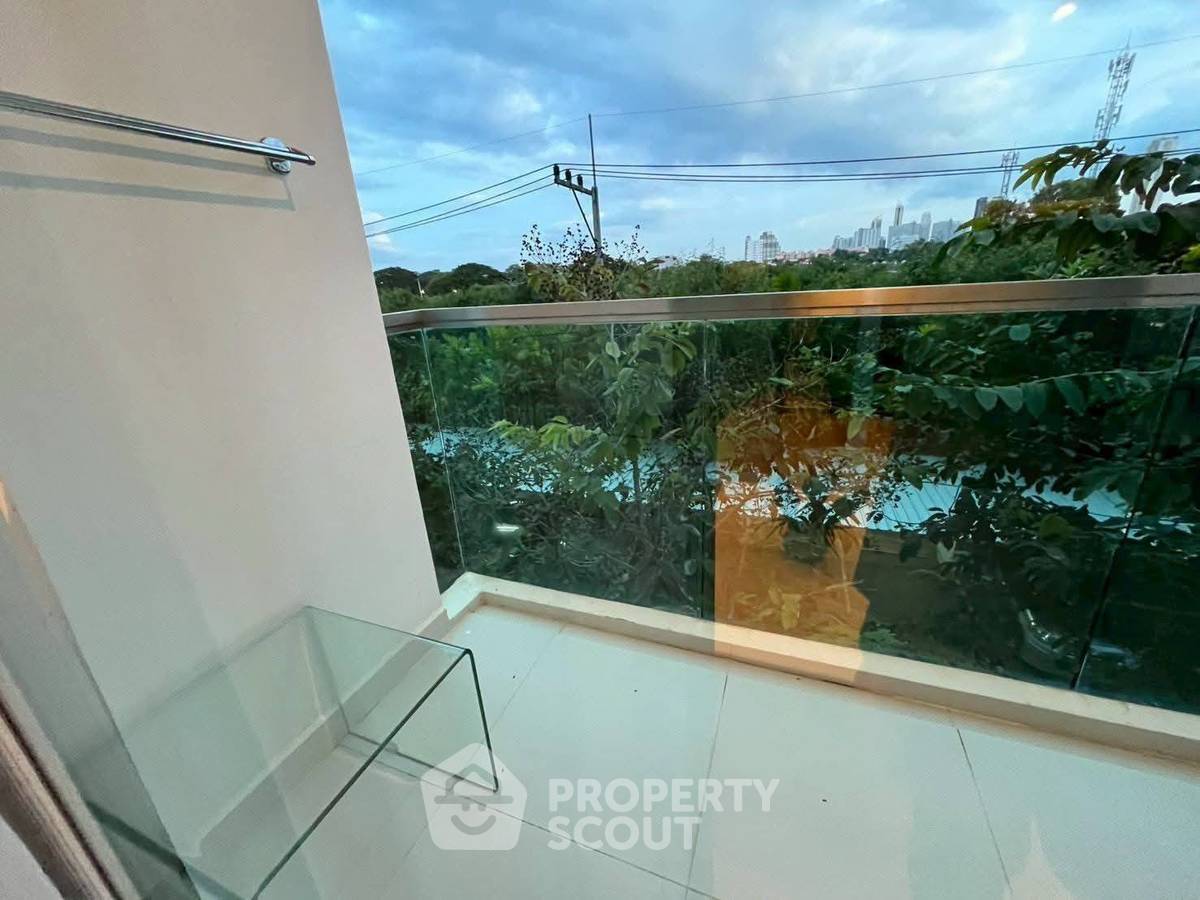รูป คอนโด 1-ห้องนอน ที่ อเมซอน เรซิเด้นซ์ ใกล้ เมืองพัทยา (ID 3463355) - รูปที่ 6/7