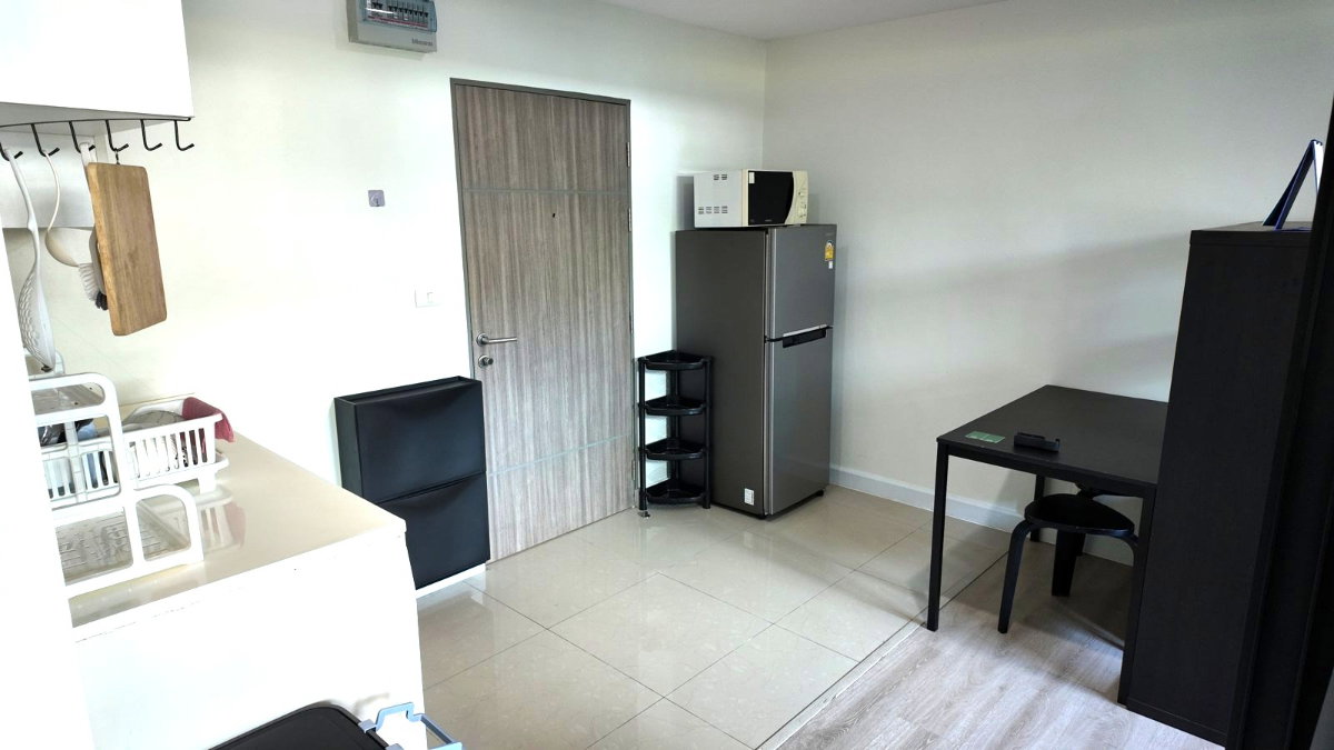 picture 2-Bedroom Condo for Rent at Metro Luxe Ratchada – 43 sq.m., 1st Floor, Building A – Only 23,000 THB/month! - 4/12