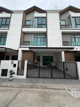 📌 ขายทาวน์เฮาส์ โครงการ มิวส์ เทียนทะเล 15 2 ชั้น 4 ห้องนอน 4 ห้องน้ำ