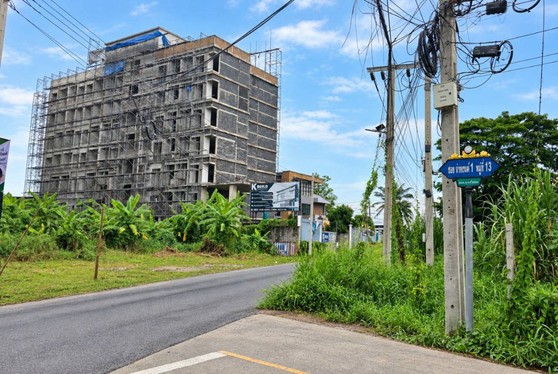 รูป 98824 - ขายที่ดิน พื้นที่ใหญ่ 2 ไร่ 82 ตร.วา หน้ากว้าง 49 ม. บางบัวทอง เหมาะสำหรับเช่าระยะยาวเพียง 60,000/เดือน - รูปที่ 3/3