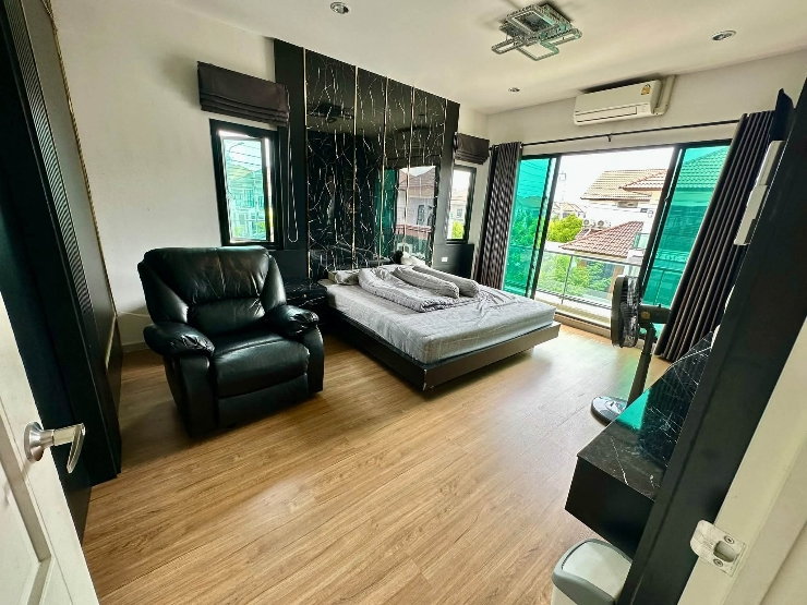 picture Single house for rent near Bang Pu Industrial Estate. - 6/13