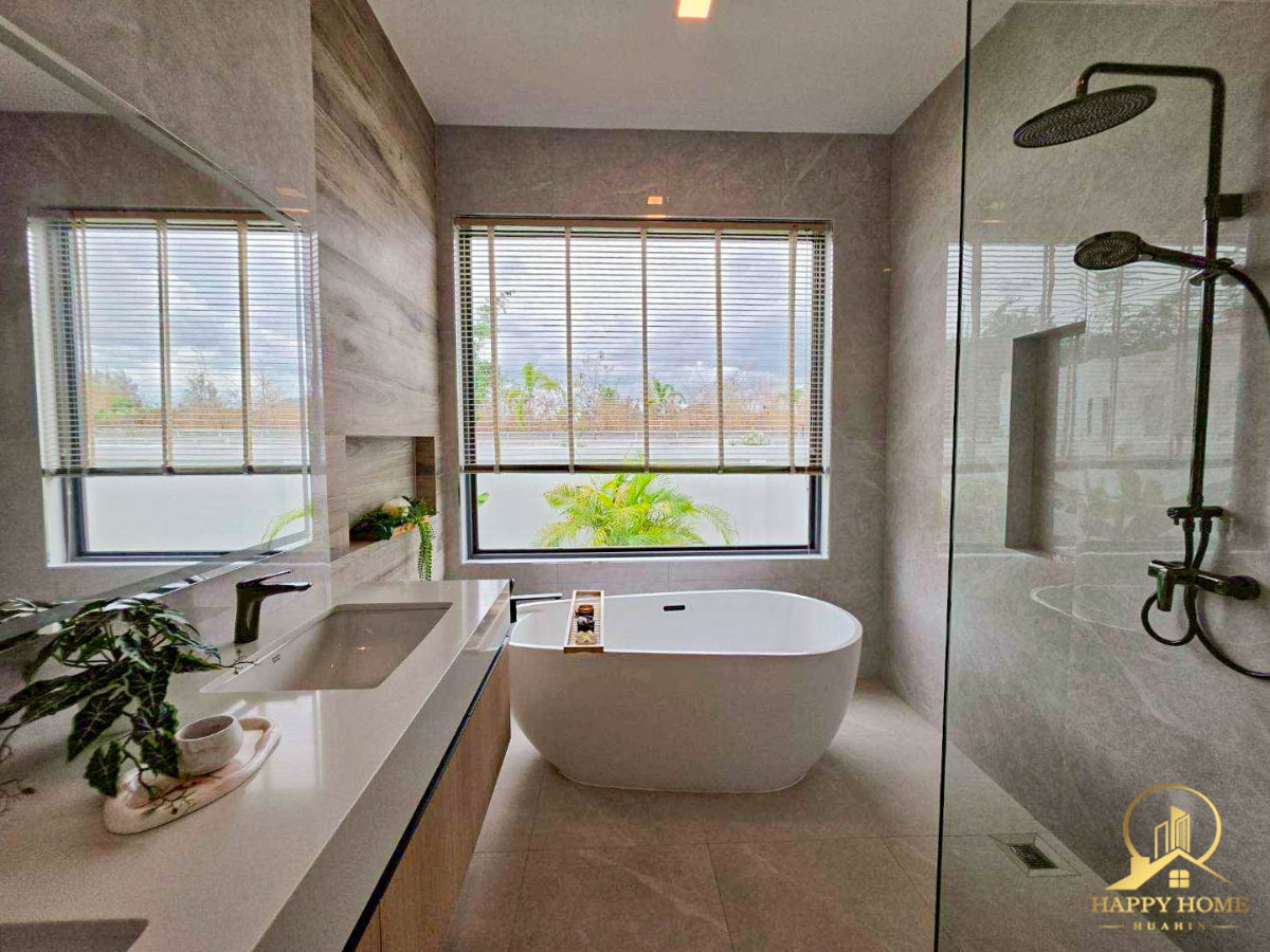 picture Luxury Pool Villa for Sale in Black Mountain, Hua Hin - 28/49